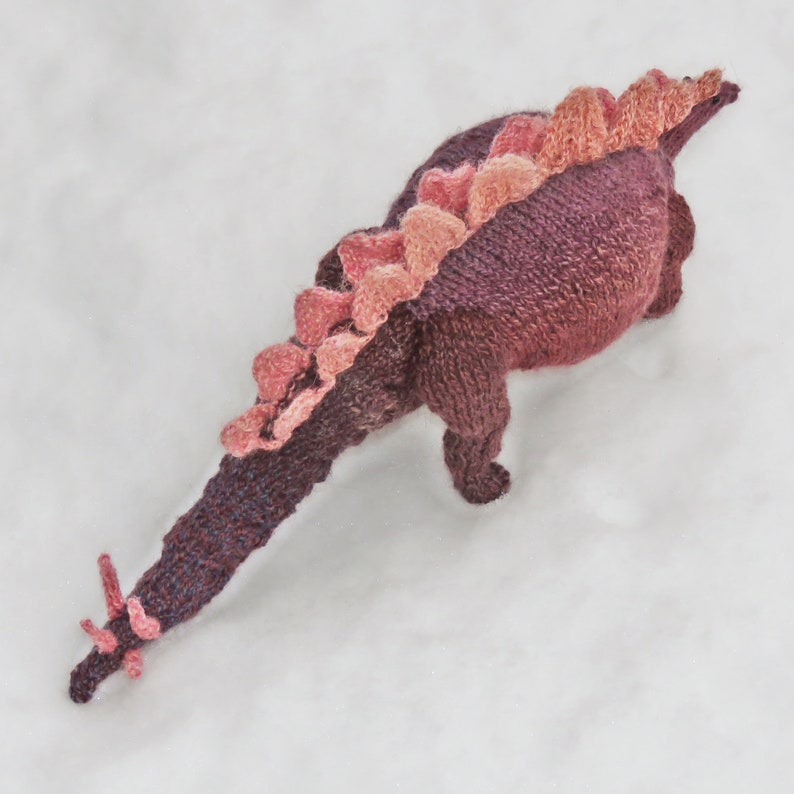 knitting pattern dinosaur Splendid Stegosaurus image 4