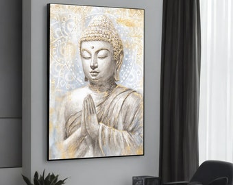 Puede incluir: Una pintura de una estatua dorada de Buda con una expresión serena, meditando con las manos en posición de oración. El fondo es un patrón de mandala azul claro y dorado.
