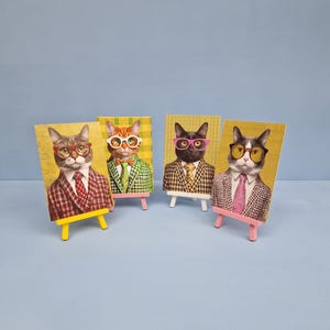 Lot de 4 cartes postales avec des chats portant des lunettes