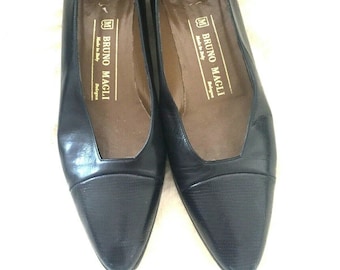 Bruno Magli Black Leather Cap Toe Flats Shoes Size 7.5 AA, Black Leather Slip On Ballet Flats