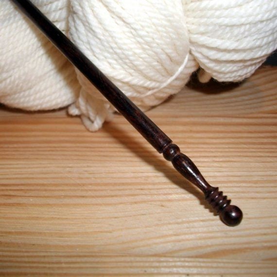 Crochet Hook | Furls Wooden Hooks, Alpha Series Large Handle Hook Size K (6.5mm) / Cocobolo