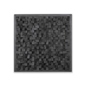 Pode incluir: Arte de parede abstrata em preto e branco feita de madeira. A madeira é disposta em um padrão de grade, criando uma superfície texturizada.