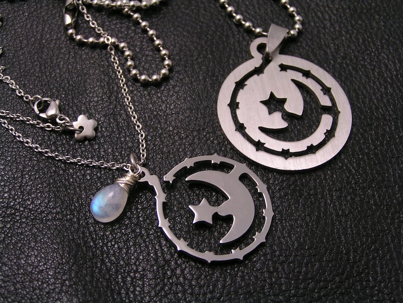 Matching Couple Necklaces with Crescent Moon, Boyfriend Girlfriend Jewelry, Pendants fit together, Couple Gifts, N1484 image 1