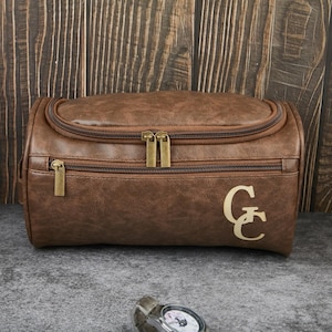 Gepersonaliseerde cadeaus bruidsjonkers, lasergegraveerd leren reisset, leren herentoilettas, geschenkdoos bruidsjonkers, huwelijkscadeau.
