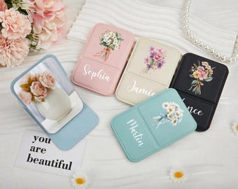 Specchietto da trucco quadrato personalizzato, specchietto pieghevole in pelle, specchietto tascabile con fiore di nascita, regalo per damigella d'onore, regalo per la mamma, specchietto da trucco da viaggio