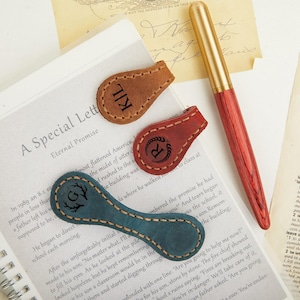 Personalized Leather Bookmark , Leather Magnetic Bookmark, Custom Leather Bookmark, Bookmark Personalized, Reader Gift,Book Lover Gift