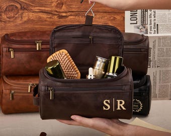 名入れ可能なメンズ用トイレタリーバッグ、ドップキット、フェイクレザー吊り下げ式トイレタリーバッグ、記念日｜新郎付添人または彼へのレーザー刻印入りレザー製トラベルキット