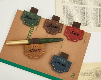 パーソナライズされた革のブックマーク、マグネット式ブックマーク、ブックアクセサリー、読書愛好家へのギフト、彼女と彼へのカスタムギフト、6つの形状のブックマーク