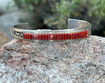 Native American Zuni Handmade Sterling Silver Corks Snake Eye V