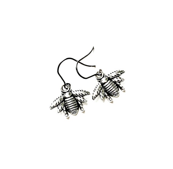 Silver Bee Earrings, Silvertone Bee Earrings, Bee Wire Earrings, Dangling Pierced Silver Bee Earrings, Pierced Bees Earrings