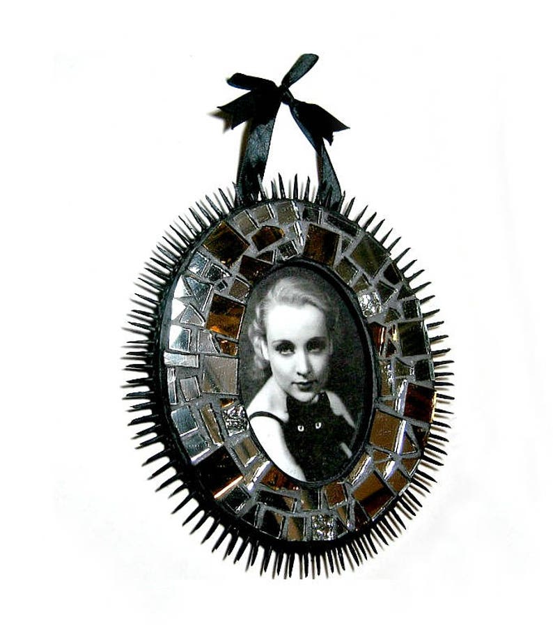 Black Spiked Mosaic Frame Sparkly Mosaic Frame Oval Mosaic Picture Frame Handmade Mosaic Frame Mirror Frame Black Silver Mosaic Frame