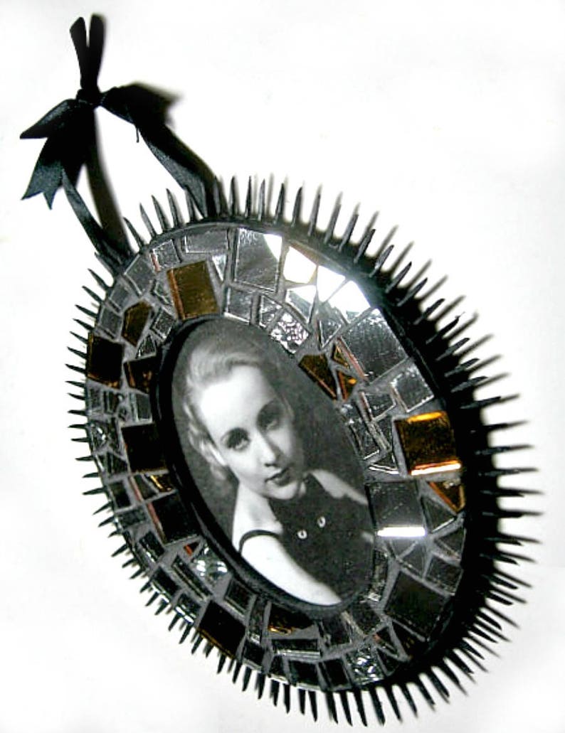 Black Spiked Mosaic Frame Sparkly Mosaic Frame Oval Mosaic Picture Frame Handmade Mosaic Frame Mirror Frame Black Silver Mosaic Frame