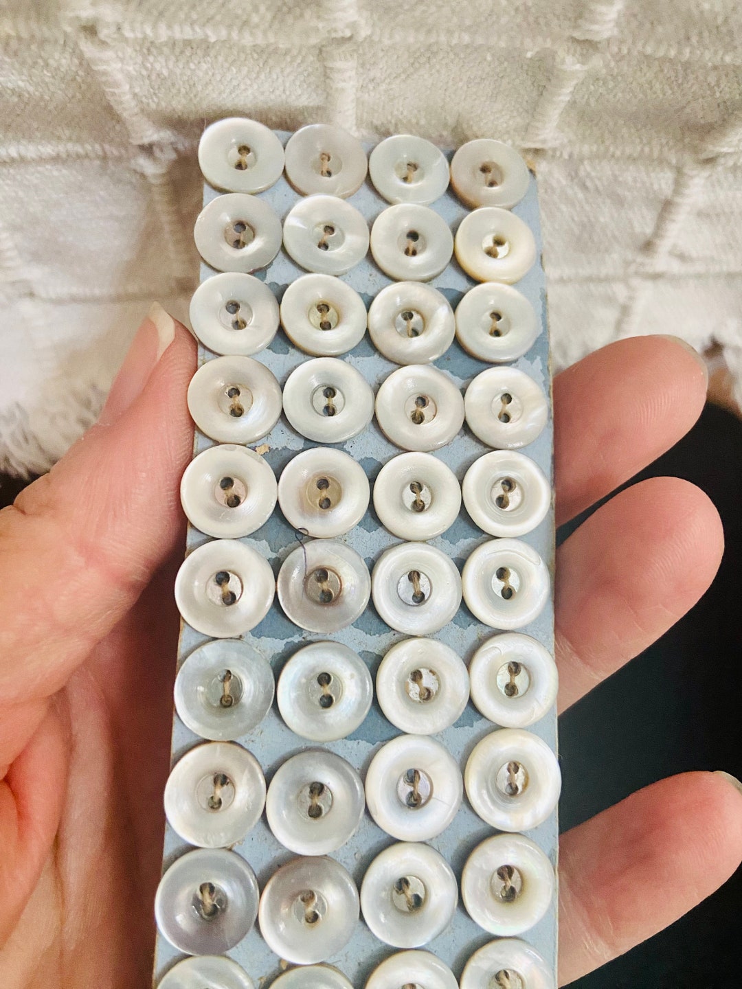 SALE Fine Vintage Genuine Mother of Pearl Buttons- Blue Mop Button-blue ...