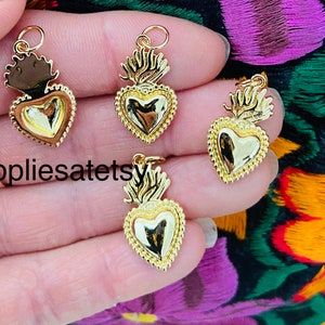 Wholesale retro Ex votos Milagros sacred heart Pendants, Milagros flaming Heart Charms/embellishments Religious charms-Detente heart