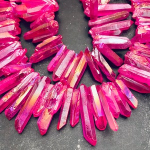 Sale Mystic quartz point Raw cut Free Form hot Pink Crystal Titanium AB coated Stick beads strand,spires Top Drilled Tusk Spacers Hippie