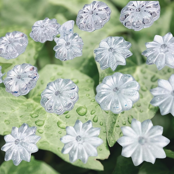 Vintage glass flower beads-carved Czech flower Daisy beads-clear glass flower bead- chandelier Flower petal beads-jewelry tiara making