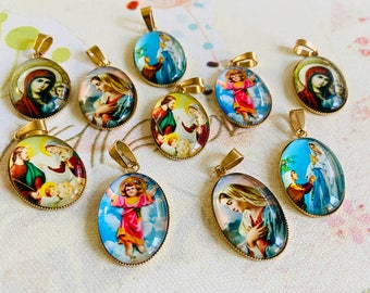 Lot gold Catholic Medals-Gold sacred heart medal-Virgin Mary, Catholic Picture Saint medals -Pendant Medals Charms-diy medals favors- gifts