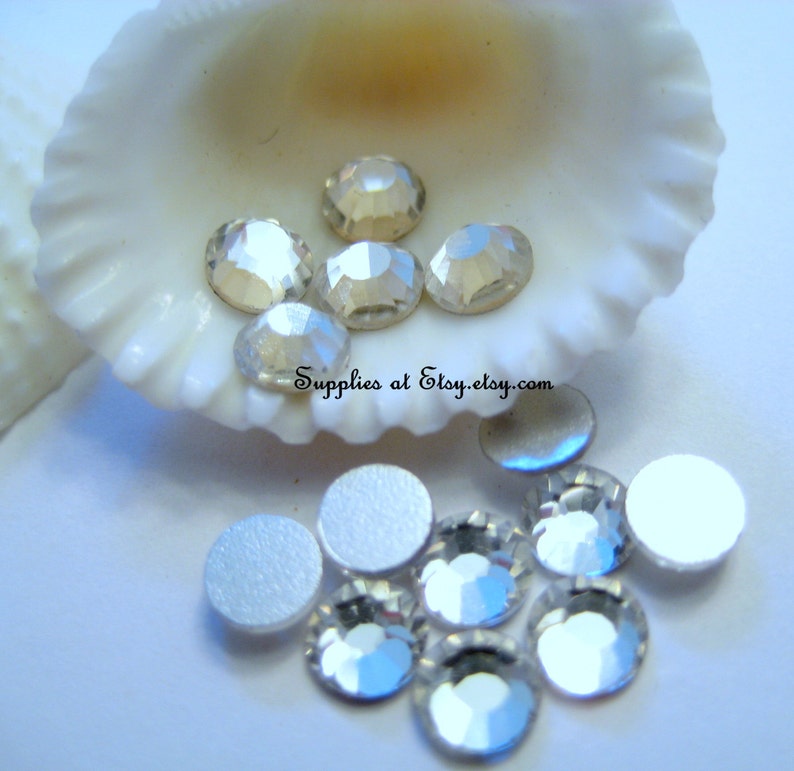 Special SALE Czech Crystal Rhinestone 4MM-Flat Back Rhinestone, Great Quality Back Plated, No Hot-Fix, Faceted, Flat Round, Crystal, image 2