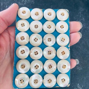 SALE fine Vintage Genuine Mother of pearl buttons - smooth mop button-off White shell buttons-shell iridescent luster buttons findings