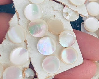 SALE fine Vintage Genuine Mother of pearl buttons - smooth mop button-off White shell buttons-shell iridescent luster buttons findings