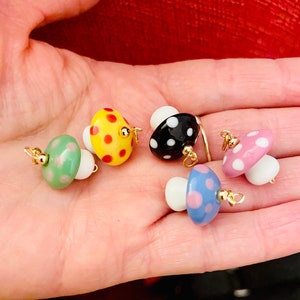 Lampwork glass mushroom pendants-polka dots mushrooms charms-wimsical jewelry making supplies-Cute mushroom pendants beads-fun pendants