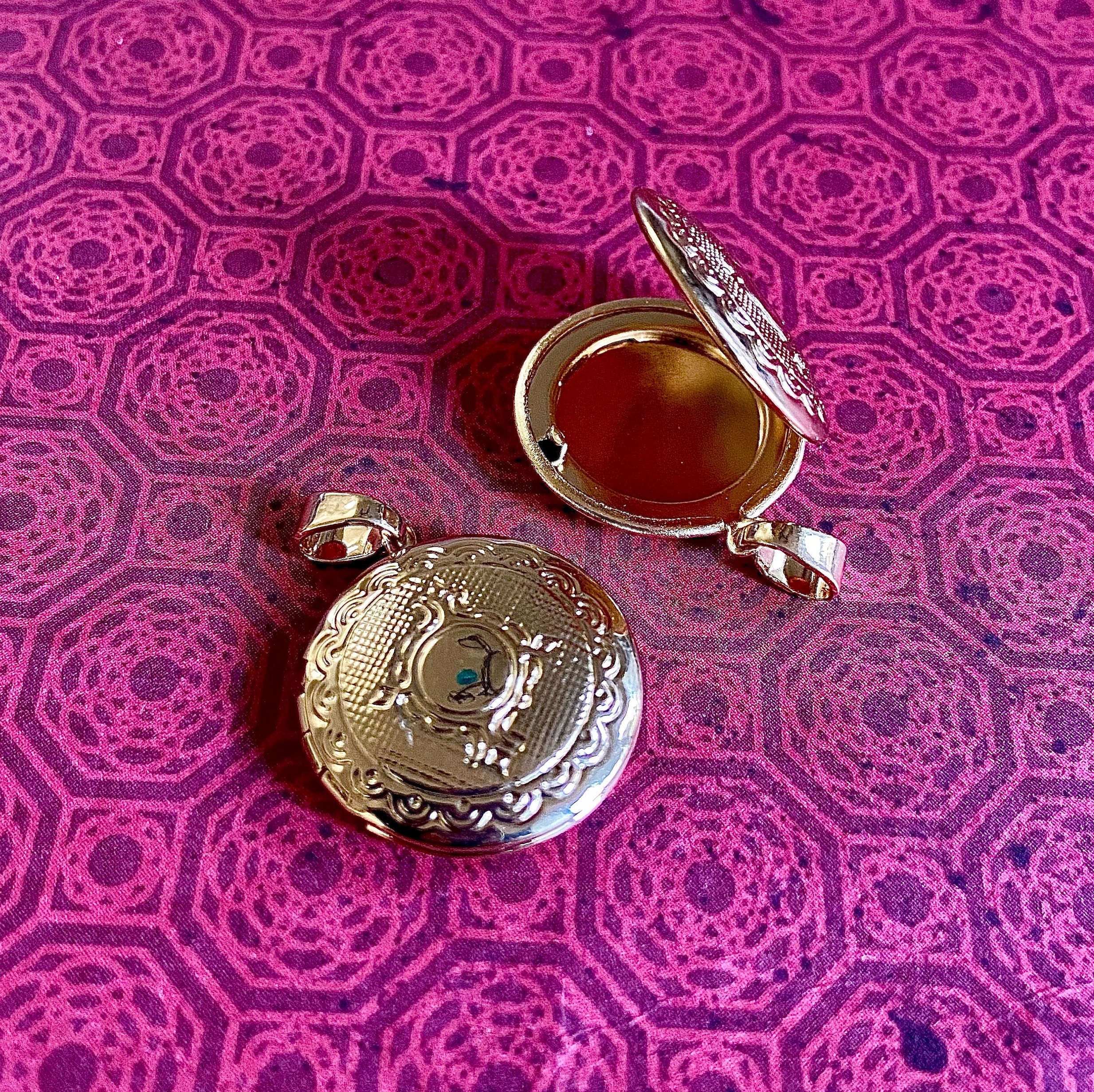 中東美術 イスラム？ 刺繍 巾着袋 手作り アンティーク マライカ公式