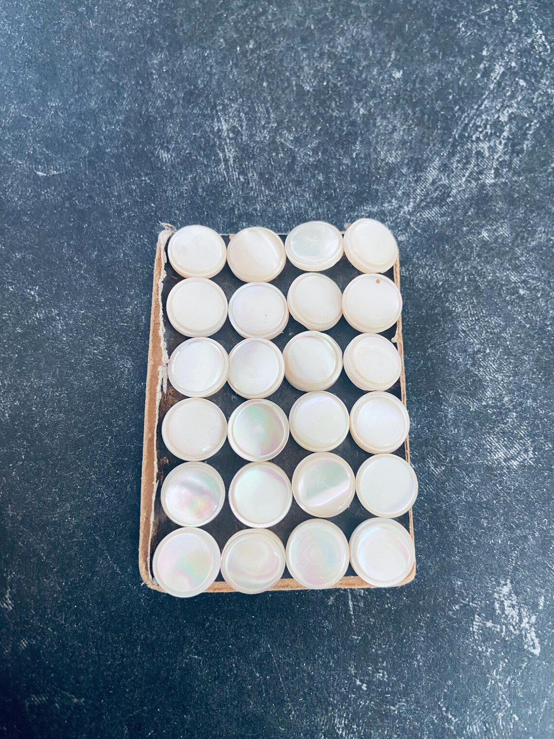 SALE Fine Vintage Genuine Mother of Pearl Buttons - Smooth Mop Button ...