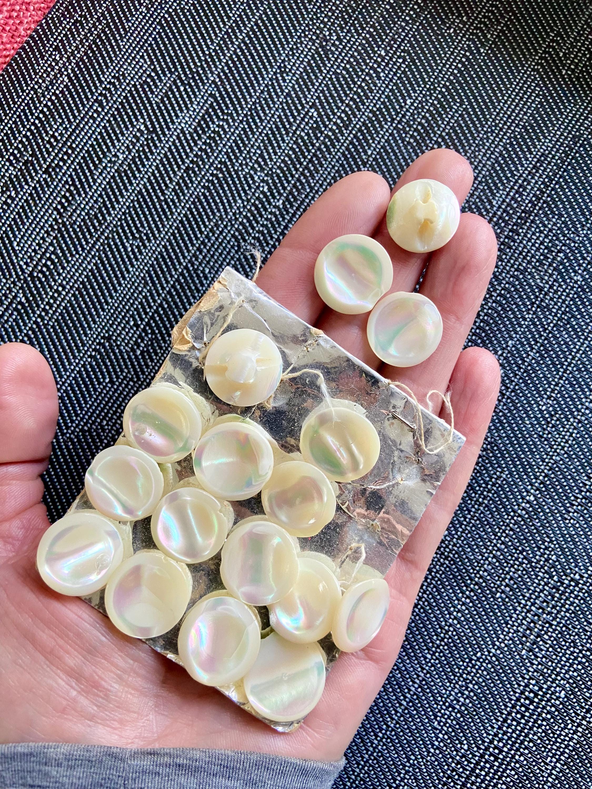 SALE Fine Vintage Genuine Mother of Pearl Buttons - Smooth Mop Button ...