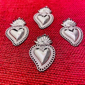 sale 4 to 20 pcs retro silver Ex votos Milagros sacred heart Pendants, flaming Heart Charms/embellishments Religious charms-Detente heart