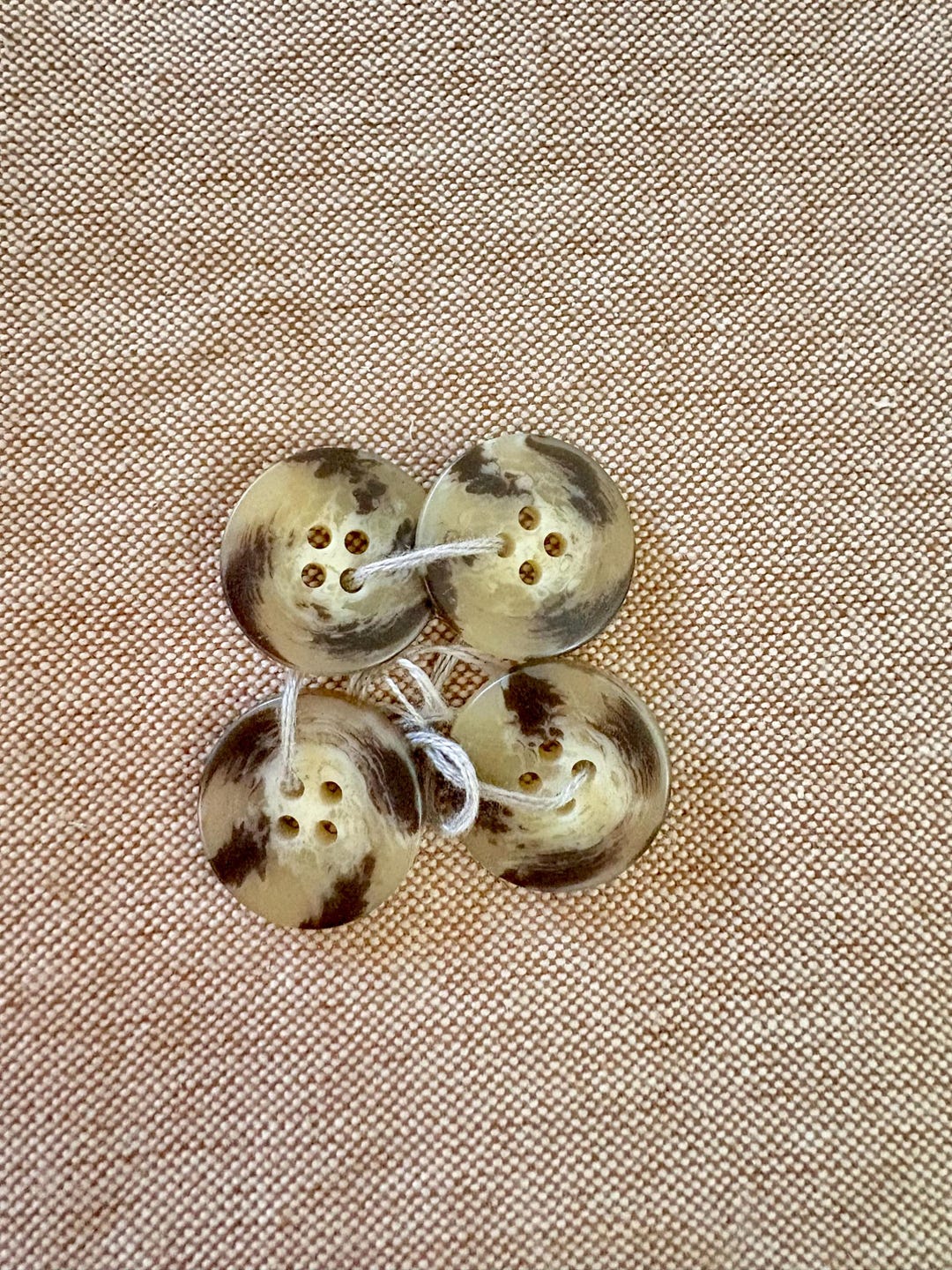 SALE Animal Print Vintage Resin Buttons - Large 4 Holes Button-beige ...