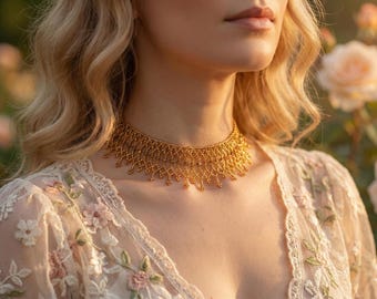 Collana girocollo con perline dorate e frange, collana boho in oro scuro, collare con perline e prolunga, gioielli fatti a mano