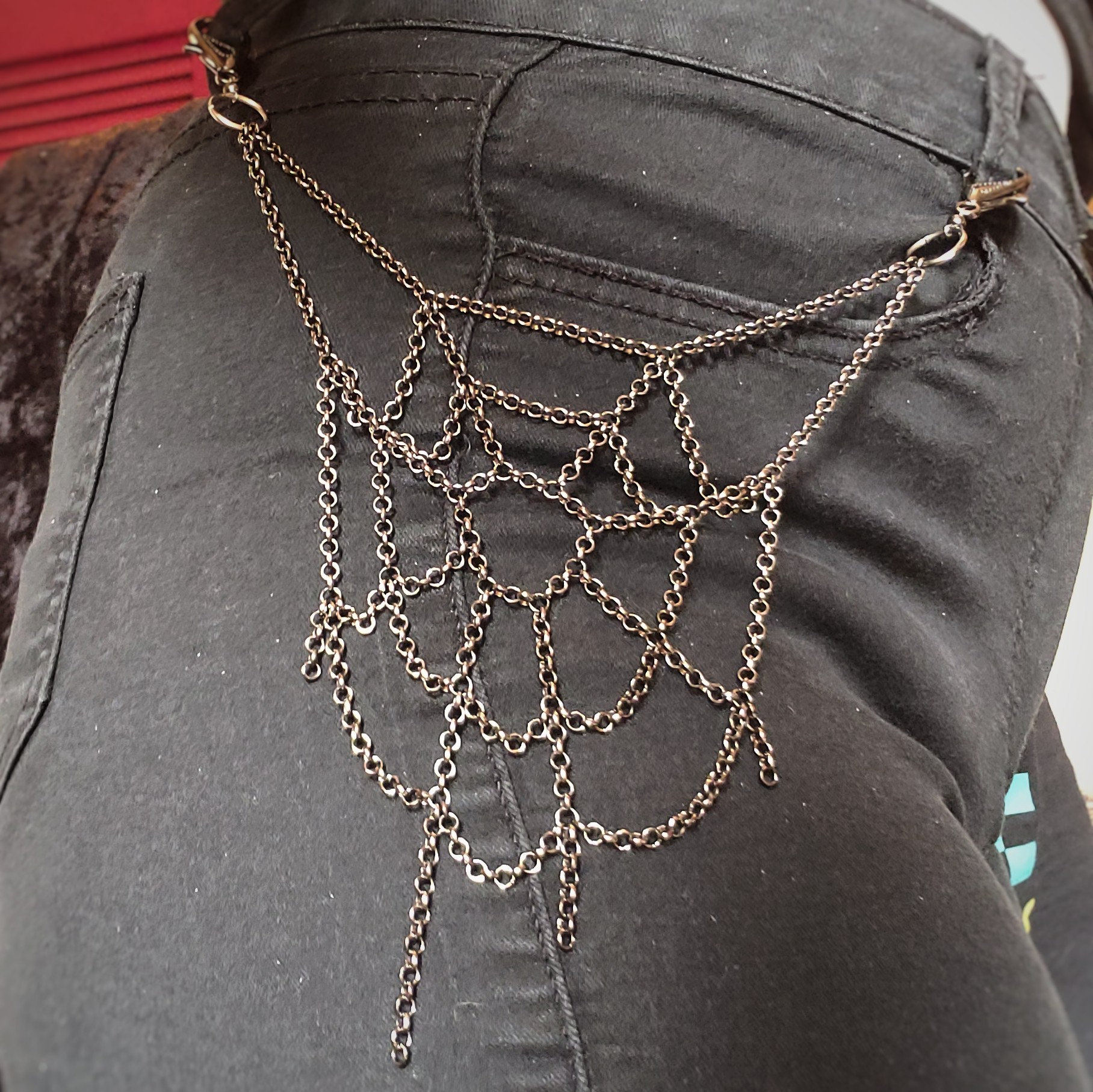 Spiderweb Belt Loop Chain