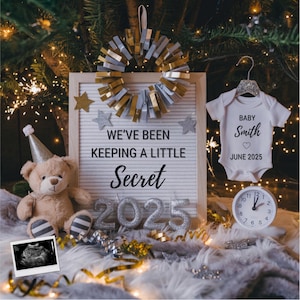 Anuncio de embarazo de Año Nuevo, publicación editable en redes sociales (digital)