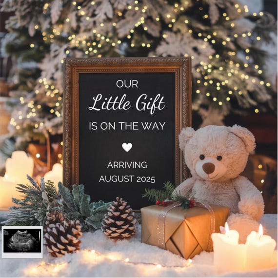Christmas Pregnancy Announcement, Winter Baby Reveal (Digital Editable)