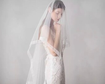 Light Ivory Wedding Veil,One Layer Bridal Veil,Lace Edge Wedding Veil, Wedding Veil Lace , fingertip veil