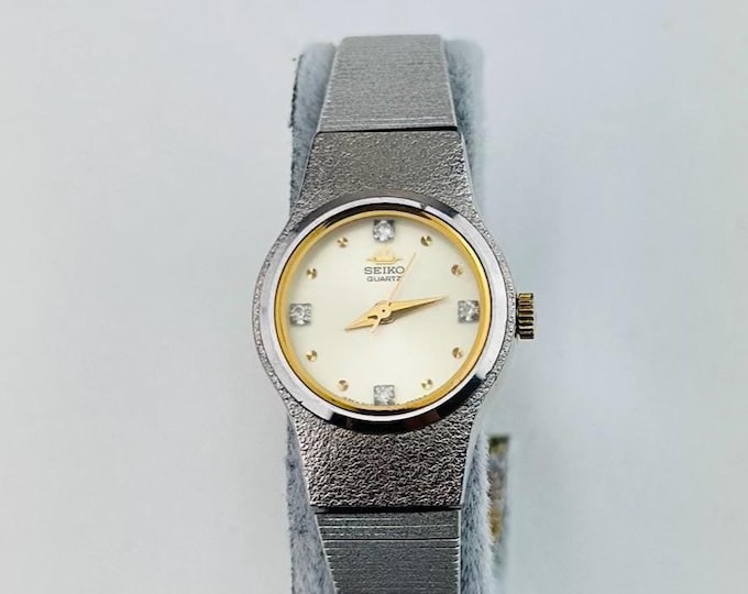Seiko vintage ladies watch, stainless steel , water resistant new battery fitted , working properly