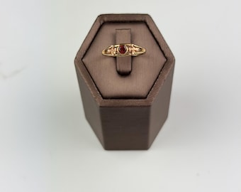 Vintage Hallmarked 9K Gold Garnet Ring, Size 6