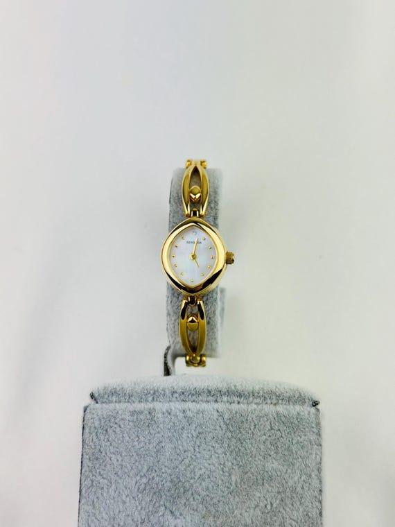 Vintage Sekonda Gold Plated Watch – Mother of Pearl Dial, Quartz Movement, Resizable