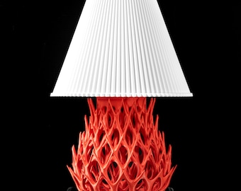 INVADER Lamp – 3D Printed Coral Red Sculptural Art Light (Bulb Included)