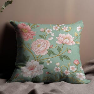 Floral Throw Pillow, Flower Print Cushion, Decorative Pillow for Couch, Vintage Floral Design, Elegant Home Decor Pillow