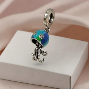 Murano Glass Octopus Dangle Charm, Sterling Silver Tentacles, Women Jewellery, Unique Ocean Creature, Gift Idea.
