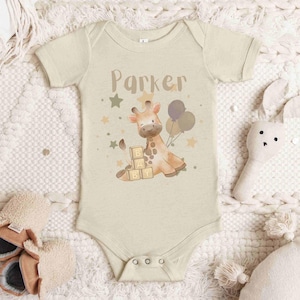 Personalized Giraffe Baby Onesie, Airlume Cotton, Baby Shower Gift Heather Dust