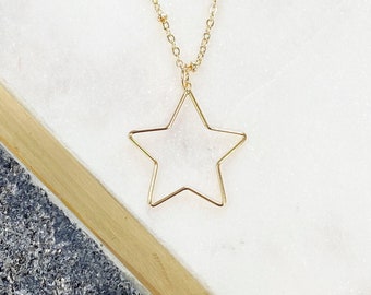 Gold Star Necklace / Gold Star Dangle Necklace / Star Necklace / Gold Layering Star Necklace / Gold Celestial Necklace / Layering Necklace