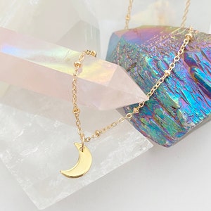 Gold Moon Necklace / Simple Gold Moon Necklace / Small Moon Necklace / Gold Crescent Moon / Gold Crescent Moon Necklace / Layering Necklace