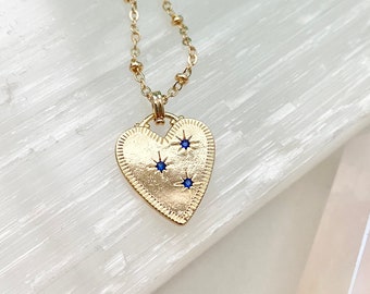 Gold Heart Necklace / Heart Pendant Necklace / Love Necklace / Gold Heart Charm Necklace / Layering Necklace / Gold Layering Necklace
