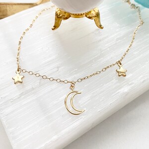 Gold Moon Necklace / Gold Star Choker / Moon and Star Necklace / Gold Necklace / Gold Crescent Moon Necklace / Layering Gold Moon Necklace
