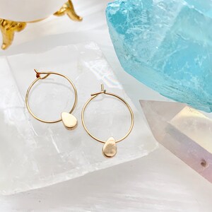 Dainty Gold Hoop Earrings / Teardrop Hoops / Hoop Earrings / Gold Hoop Earrings / Thin Gold Hoops / Dainty Gold Hoops / Gold Earrings