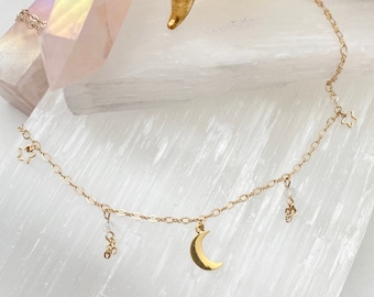 Gold Moon Necklace / Gold Star Choker / Moon and Star Necklace / Gold Necklace / Gold Crescent Moon Necklace / Layering Gold Moon Necklace