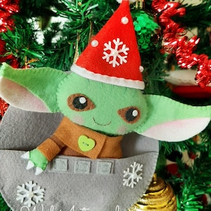 Felt Tiny Baby Inspired - PDF Pattern - Child, Alien, Toy, Crib, Ornament Xmas - Pocket Version