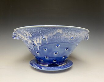 Cobalt blue Berry Bowl with Handles - Berry Bowl - Blue Colander - Berry Strainer - Strainer - Blue - Royal Blue - Pottery Bowl - Ceramics